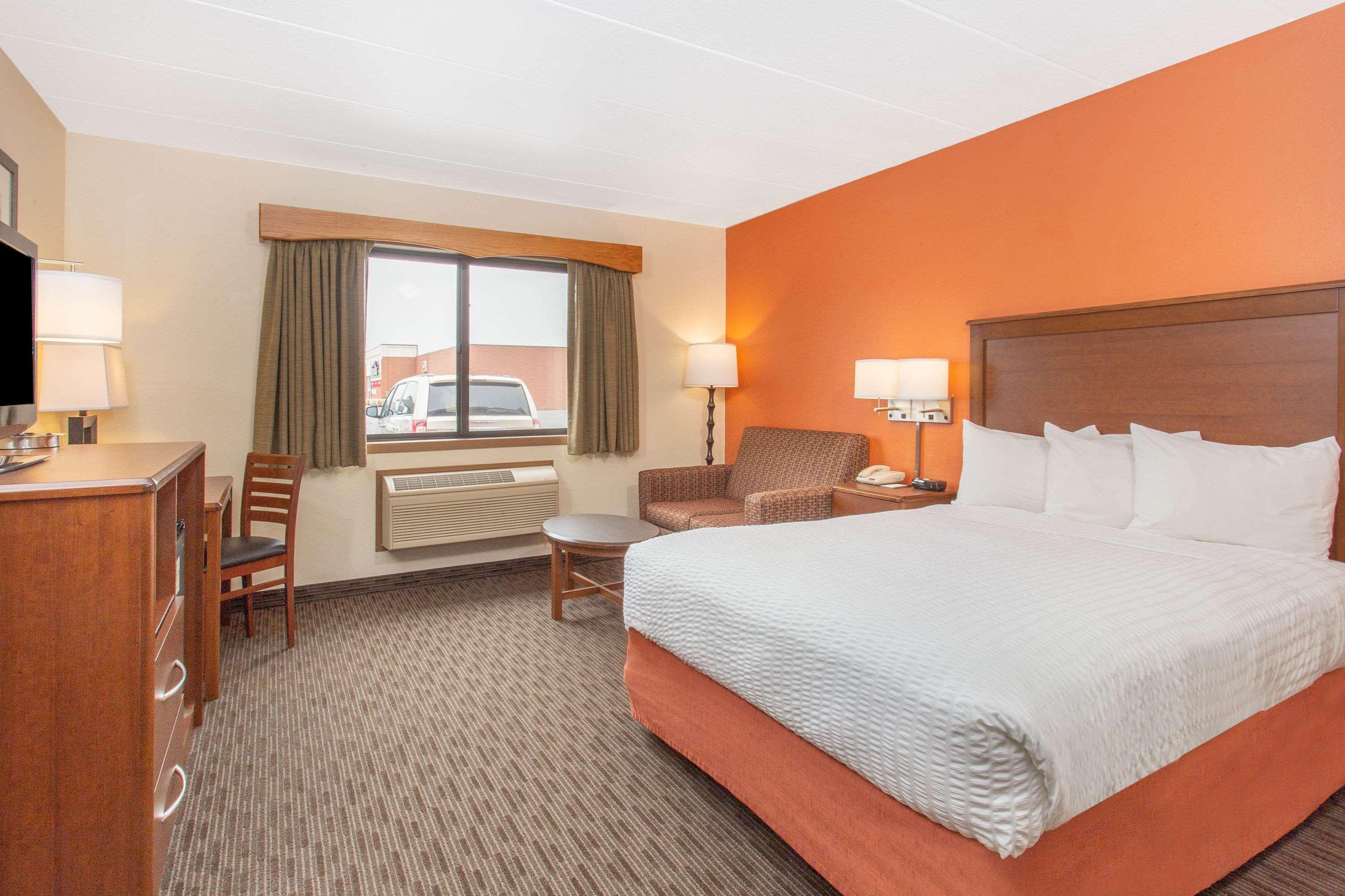Americinn By Wyndham Calumet Exterior foto