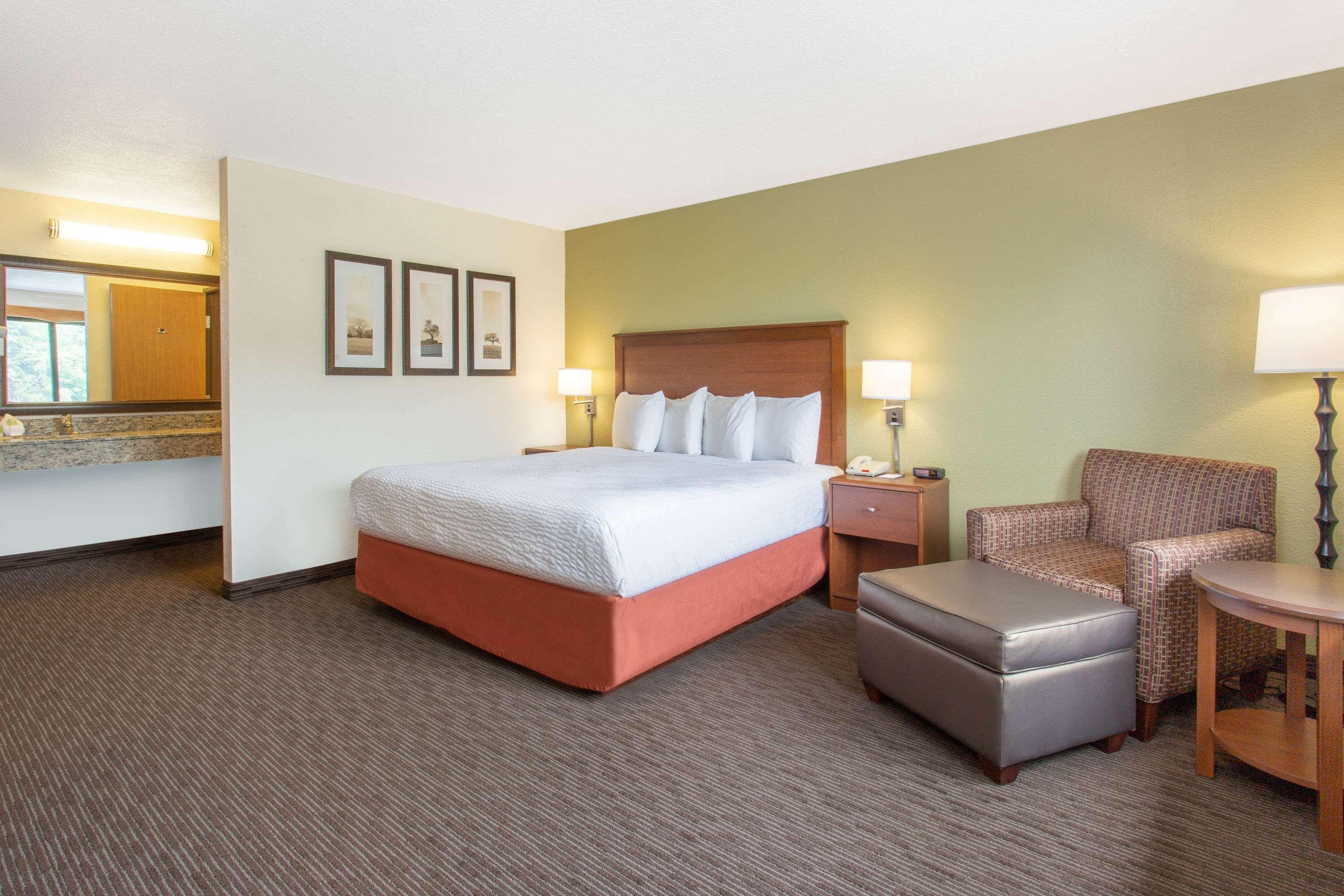 Americinn By Wyndham Calumet Exterior foto