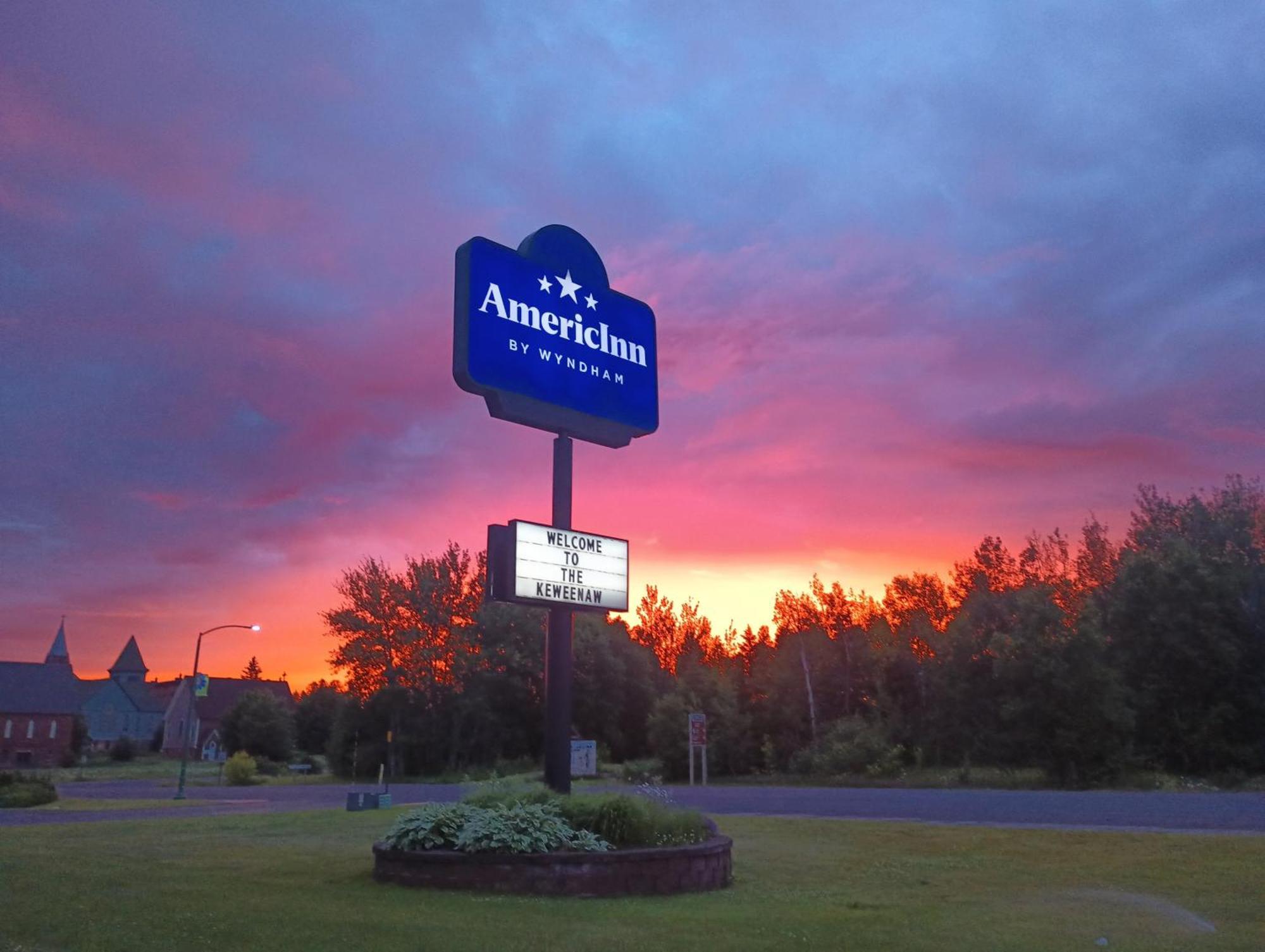 Americinn By Wyndham Calumet Exterior foto